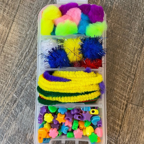 Sensory Bin for Kids: Play/Special Needs/Travel - Picture 16 of 16